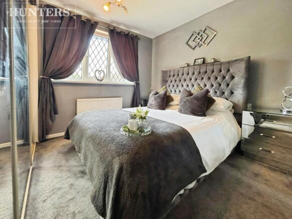 3 bed House for sale Image 10