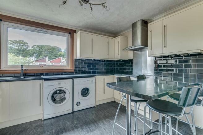 375 Craigie Drive Dundee-1.jpg