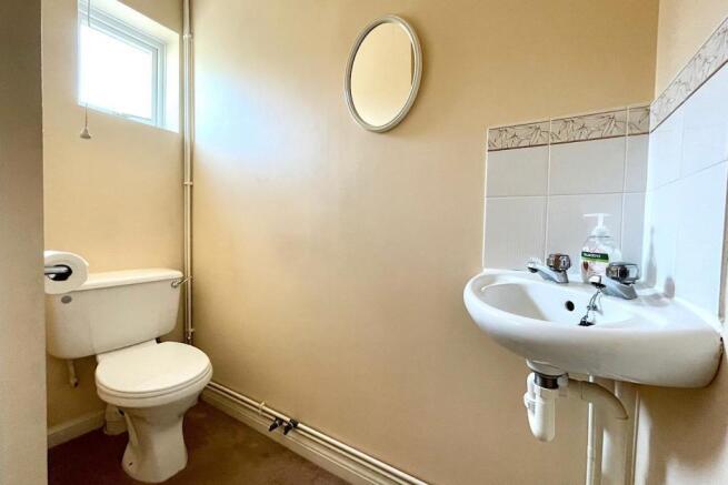 Downstairs Cloakroom/WC