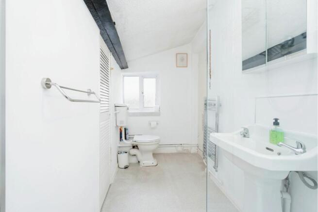 Cottage Bathroom