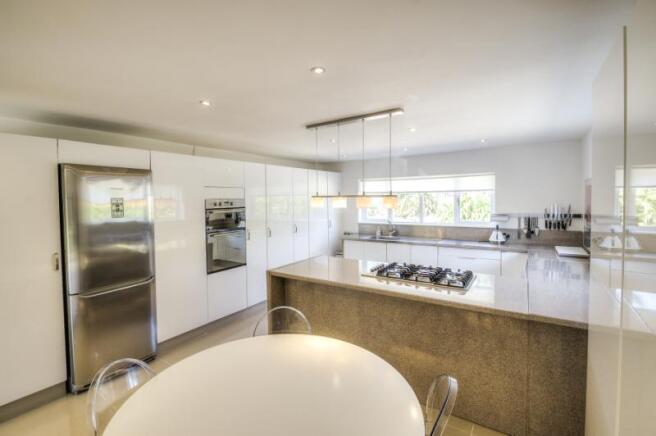 Kitchen-Breakfast Rm