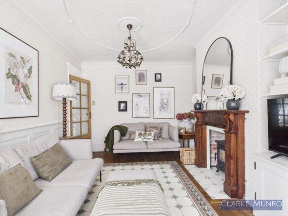 3 bed Semi-Detached for sale Image 7