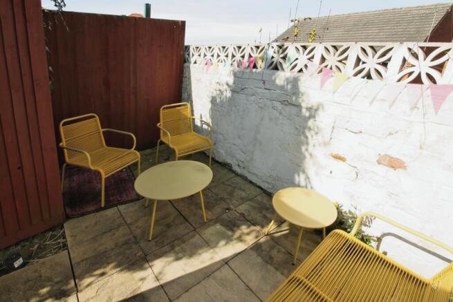 3 bed Semi-Detached for sale Image 9