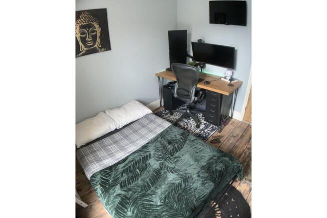 Photo 10
