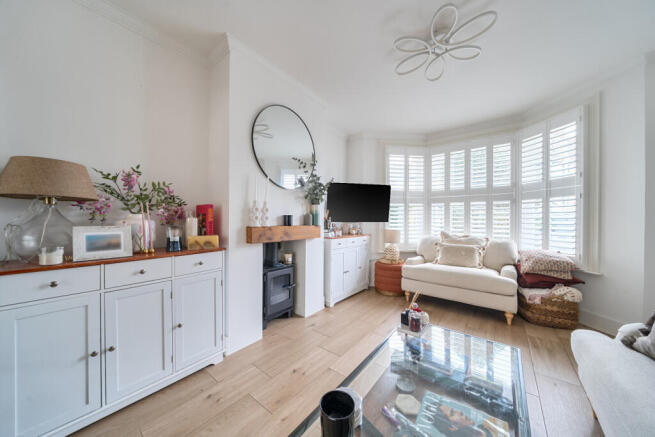 1415045-7-6995dd4...