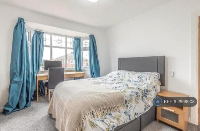 3 bed Semi-Detached to rent Image 7