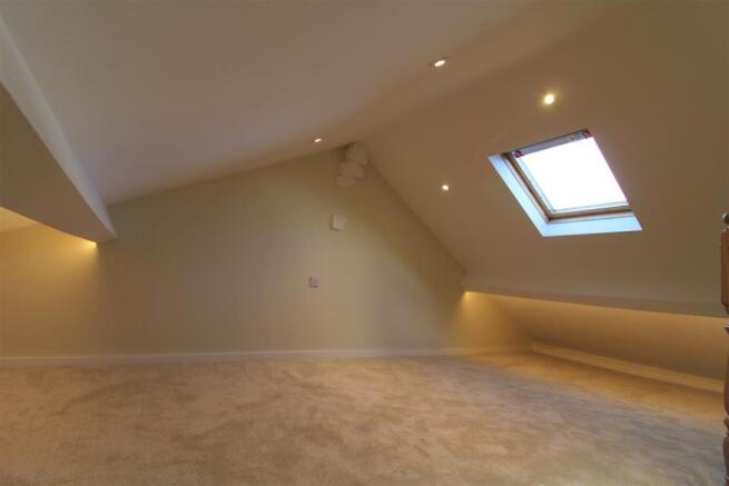 Loft room .jpg