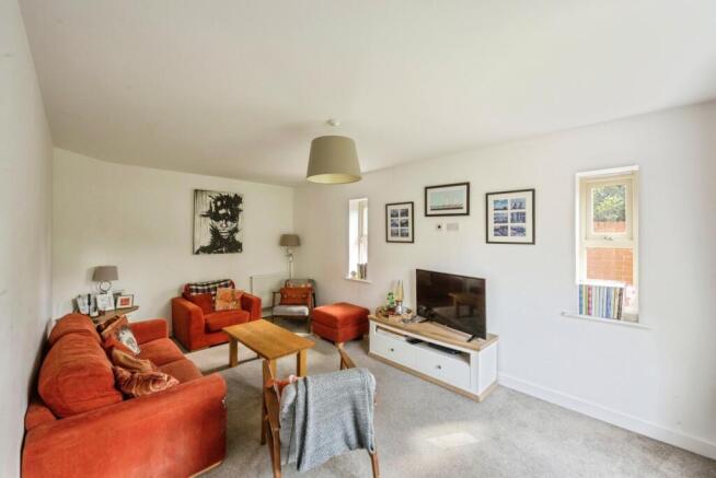 4 bed Detached for sale Image 5