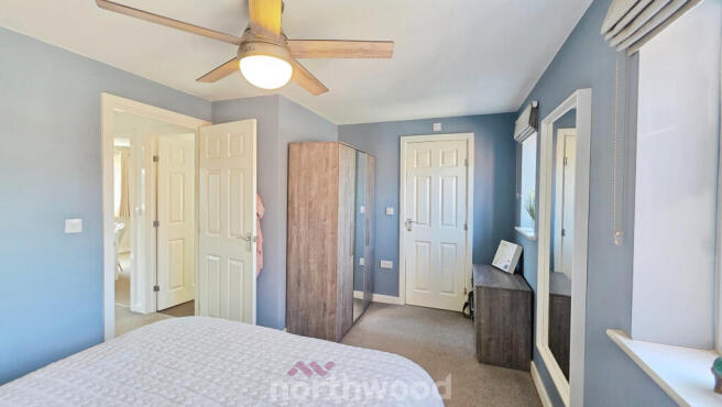 3 bed Detached for sale Image 5