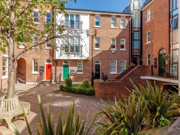 6C Heritage Court