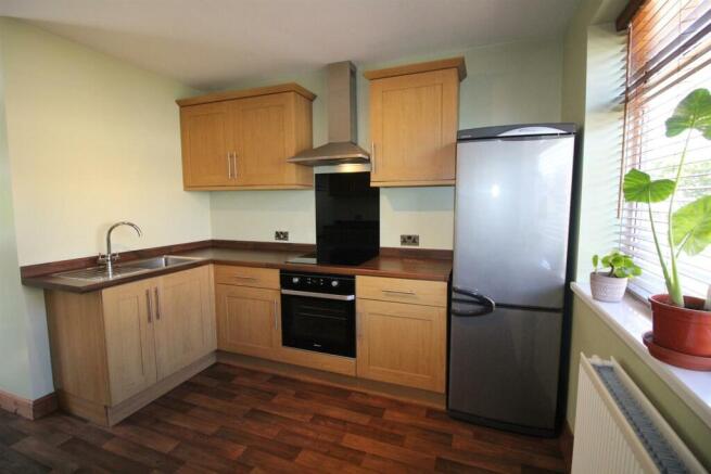 Kitchen3.JPG