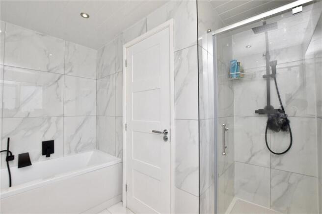 3 bed Semi-Detached for sale Image 8