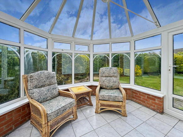 2 bed Detached Bungalow for sale Image 8