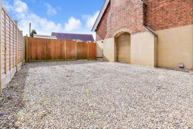 Driveway/Parking