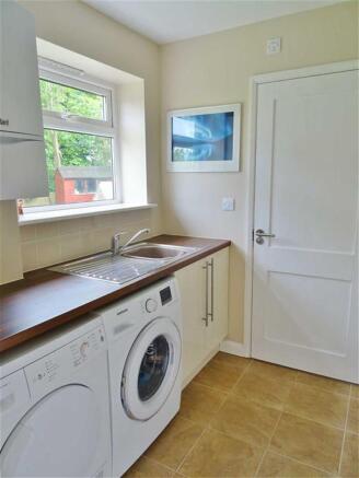 UTILITY ROOM: