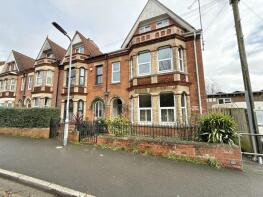 2, The Avenue, Yeovil BA21 4BJ