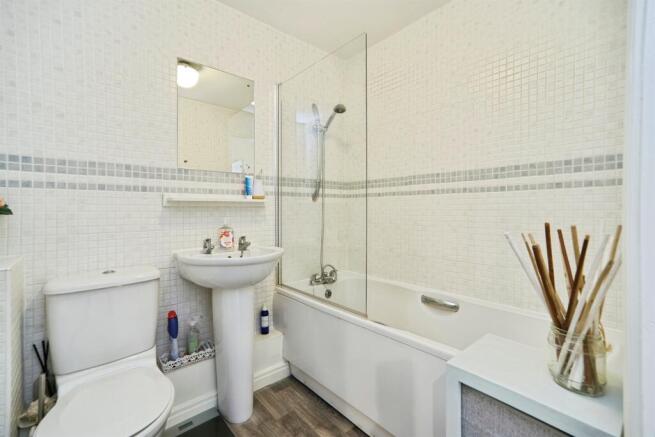 1 bed Apartment for sale Image 9