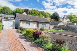 Linburn, Park Avenue, Walkerburn EH43 6AN