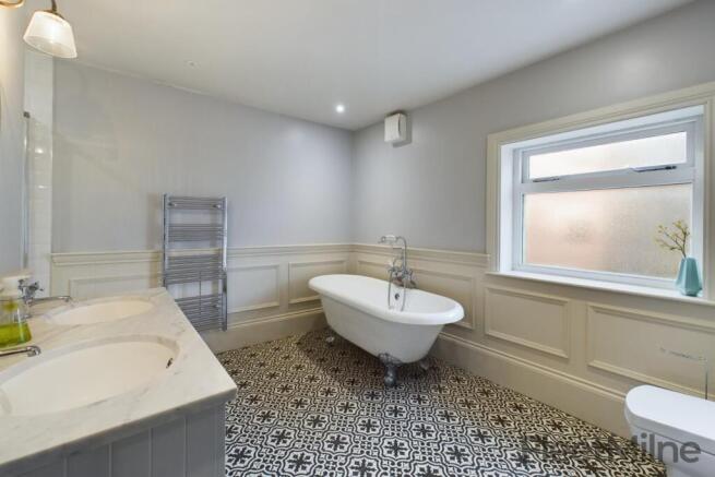 Main bathroom