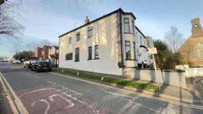 8 Lea Holme, Sunny Brow Road, Manchester M24 4AX