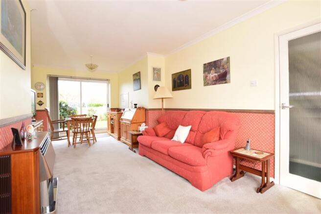 Lounge/ Dining Room