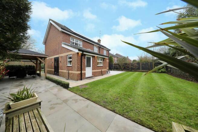 Sellers Drive, Leconfield, Beverley photo 4
