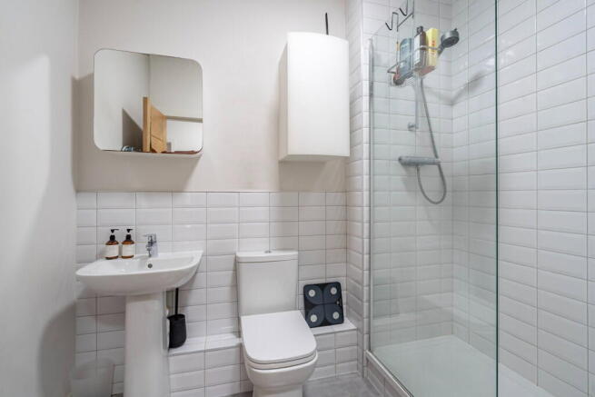 1 bed Ground Flat for sale Image 8