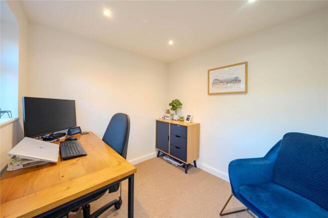 3 bed Detached for sale Image 8