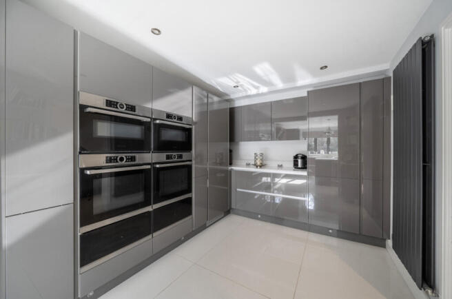 1421378-31-69a6fe...