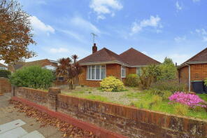 52, Alfriston Road, Gaisford, Worthing BN14 7QS