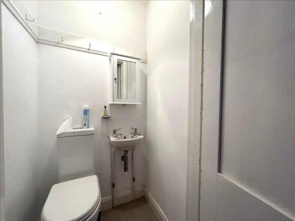 EN-SUITE WC