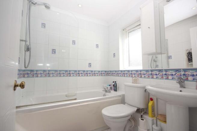 Photo 16