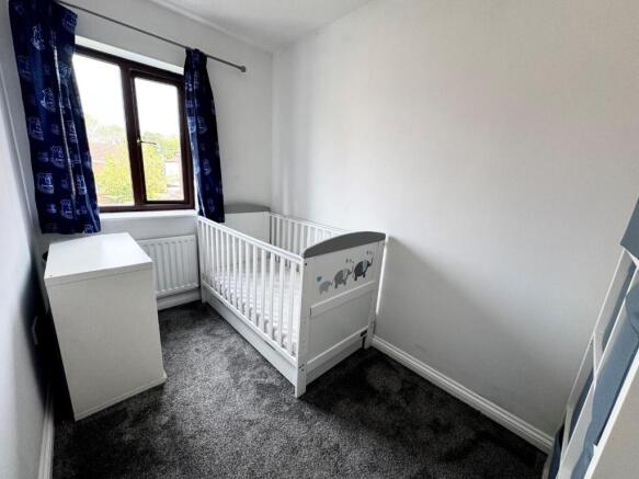 bedroom 4.jpg
