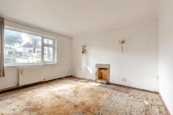 8705680-interior01.jpg