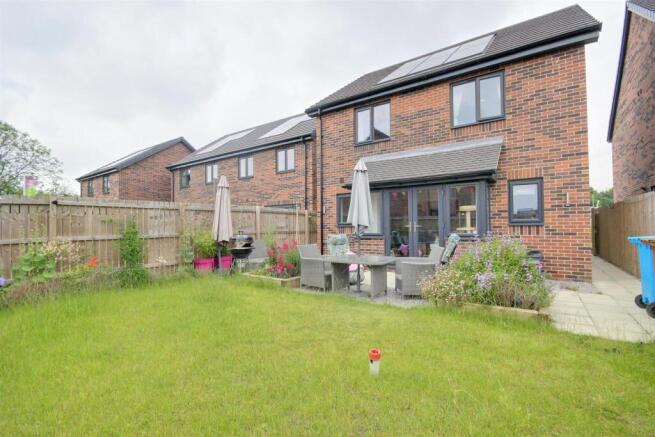 3 bed Detached for sale Image 10