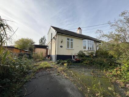 The Chimes, Bells Hill Road, Vange, Basildon, Essex SS16 5JR