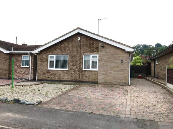 14 HOLCOMBE CLOSE NEW FRONT PIC 2.jpg