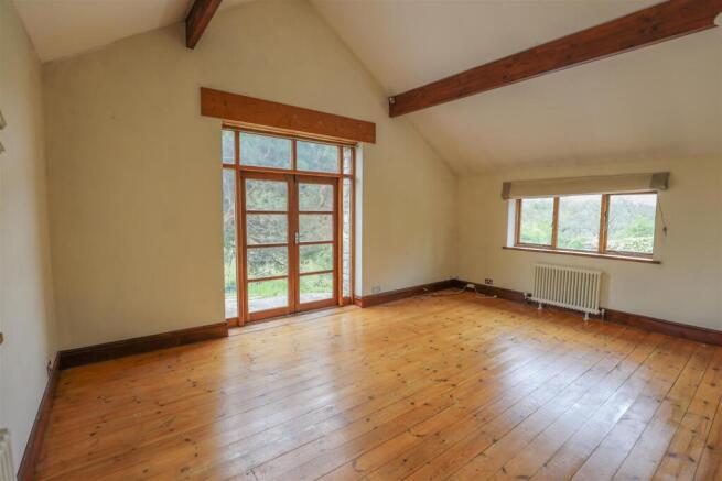 The Old Barn, Llandough, Nr Cowbridge, Vale Of Glamorgan, CF71 7LR photo 4