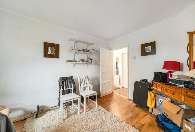 1376275-3-690c74d...