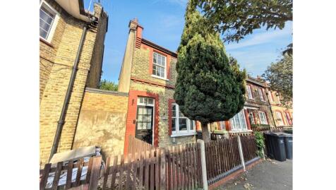14 Peabody Estate, Lordship Lane, Tottenham, London, N17
