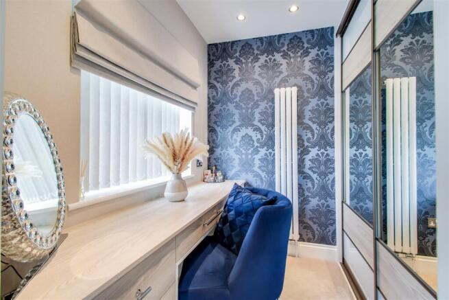 3 bed Semi-Detached for sale Image 10