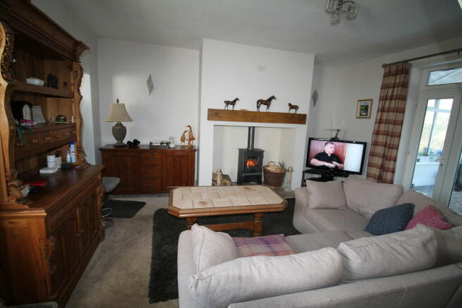 Lounge 2nd Image