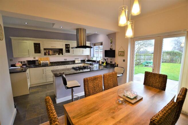 Kitchen / Diner