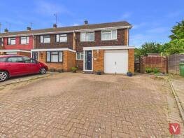 8, Andover Close, Luton LU4 9EQ