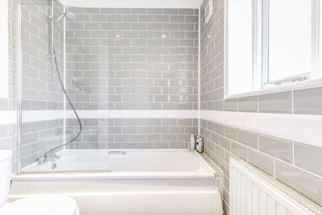 En-Suite Bathroom