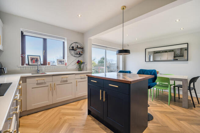Park Lane, Bristol, BS36 photo 4
