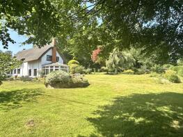 Walnut Tree Cottage, Green Lane, Woodcote, Reading RG8 0RT