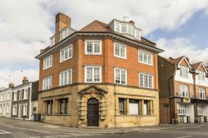 Flat 2, 7 Millennium House, High Street, Hampton TW12 2SA