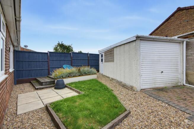 3 bed Semi-Detached Bungalow for sale Image 8