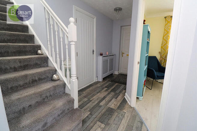 3 bed Detached for sale Image 9